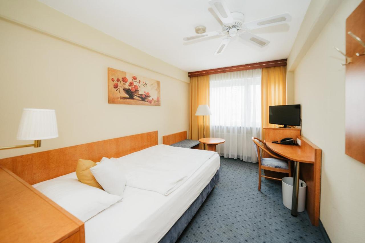 Savoy Hotel Франкфурт-на-Майне Экстерьер фото