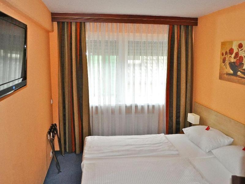 Savoy Hotel Франкфурт-на-Майне Номер фото
